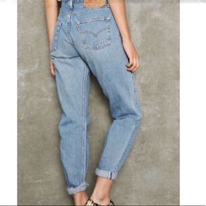 Vintage Levi’s 550 Mom Jean